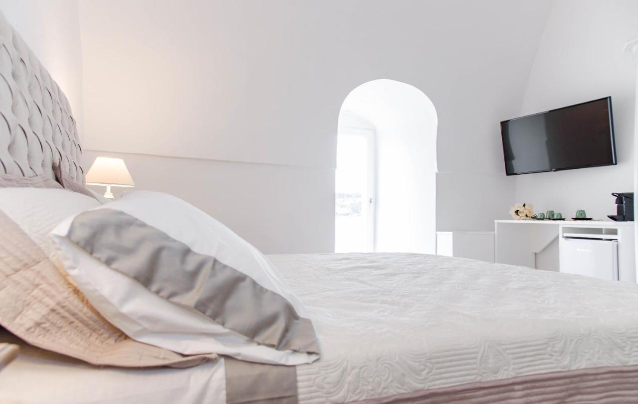 Tenuta Ermes Остуни Екстериор снимка